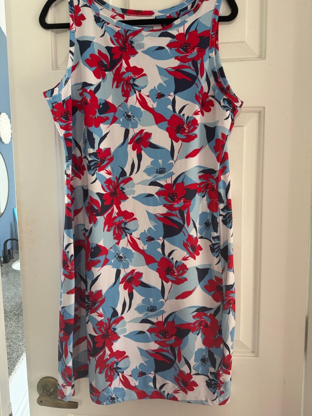 Columbia Chill River Cooling Red White & Blue Floral Sleeveless Shift Dress